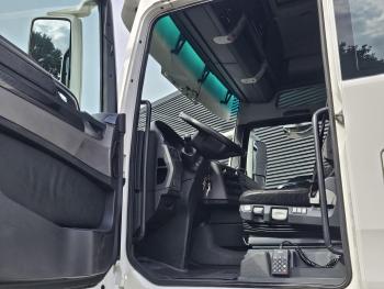 TGX 33.560 6x4 / RETARDER / 464 dkm